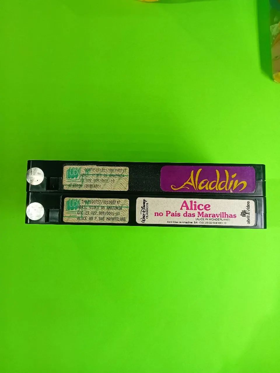 Lote 2 VHS Disney Aladdin e Alice - Foto 4