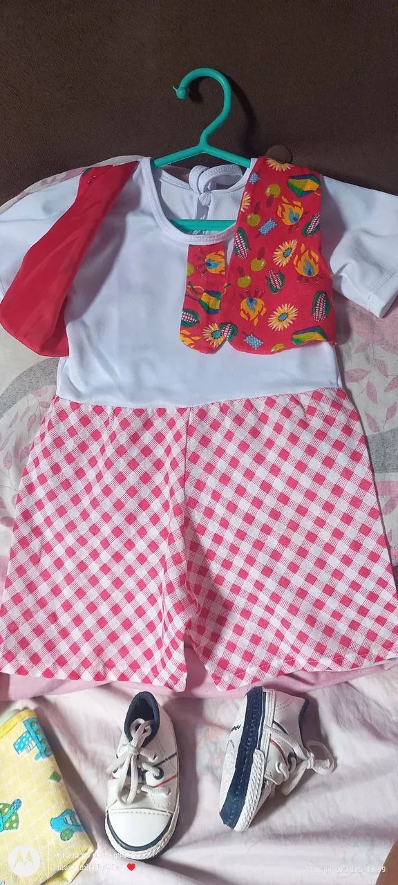 Roupa e sapatos de bebê  - Foto 2