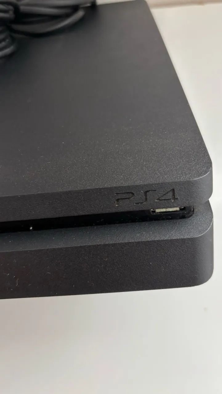PS4 Slim 1TB - Foto 3