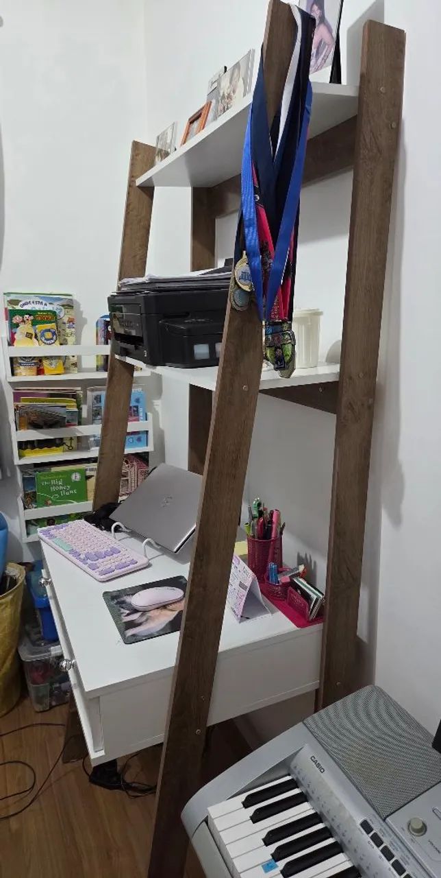Mesa para computador com 2 gavetas - Foto 2