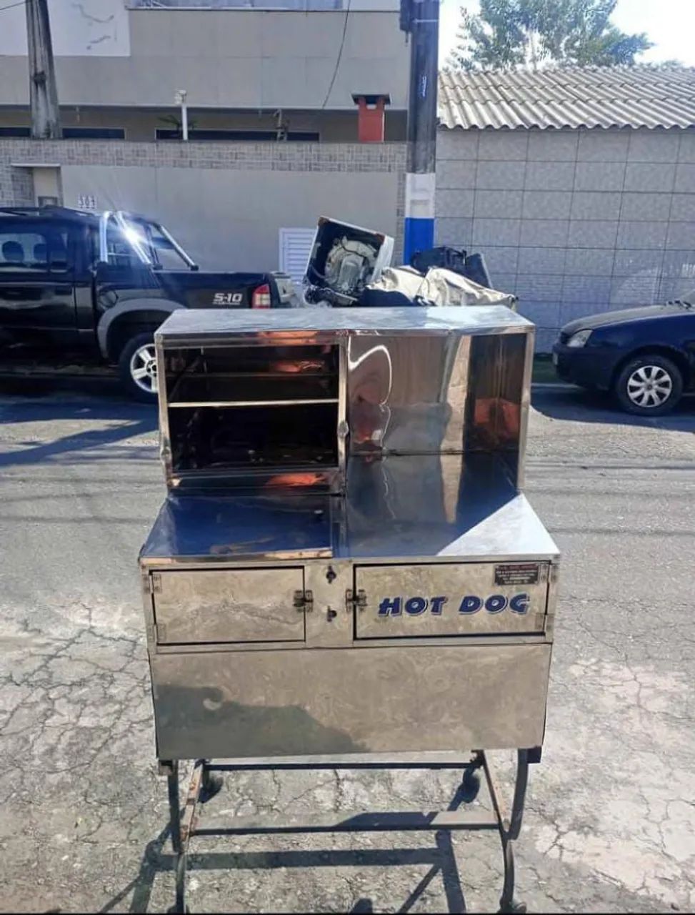 Carinho de cachorro quente 