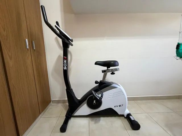 Bicicleta ergométrica KV 8.7 eletromagnética