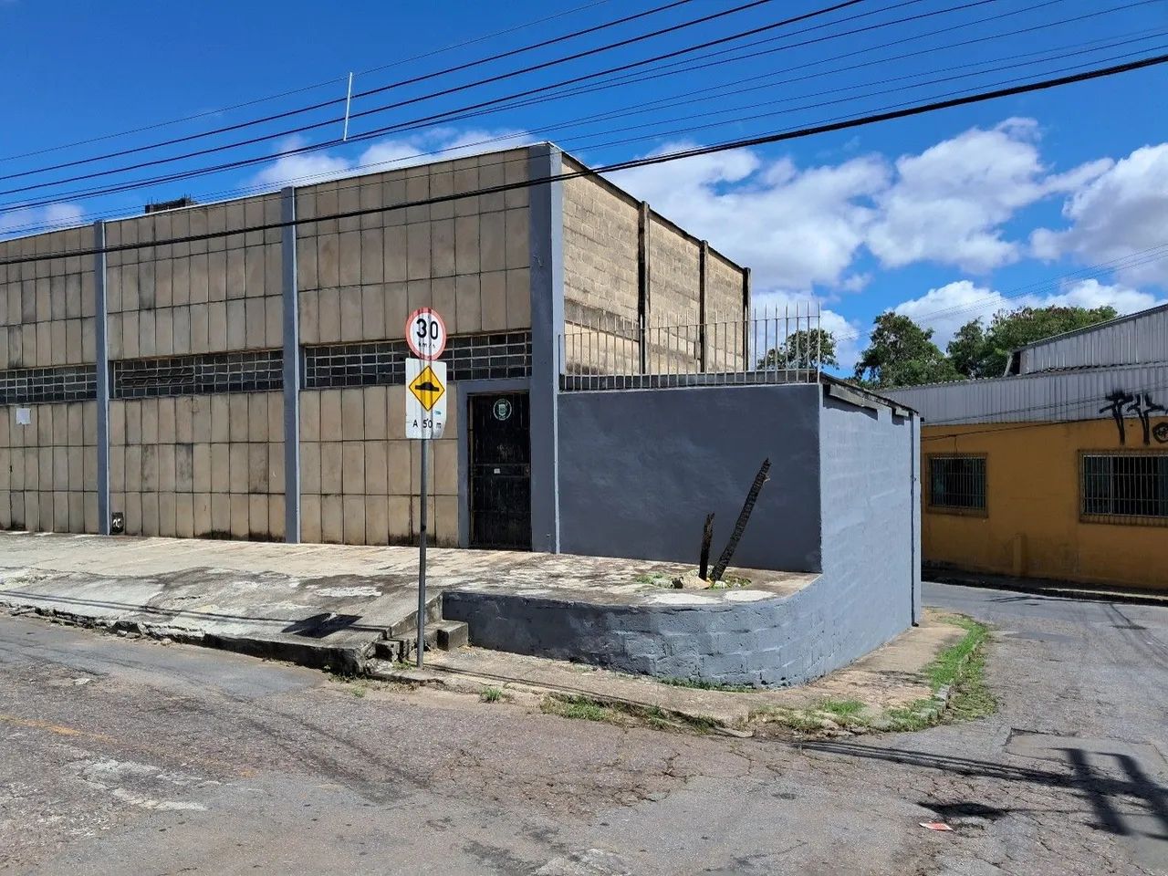 GALPÃO DISPONÍVEL PARA LOCAÇÃO - Foto 3