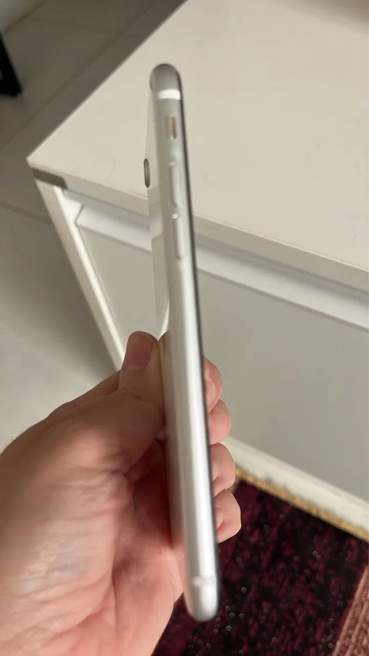 iPhone SE 2 Geração - 64 GB - Foto 3