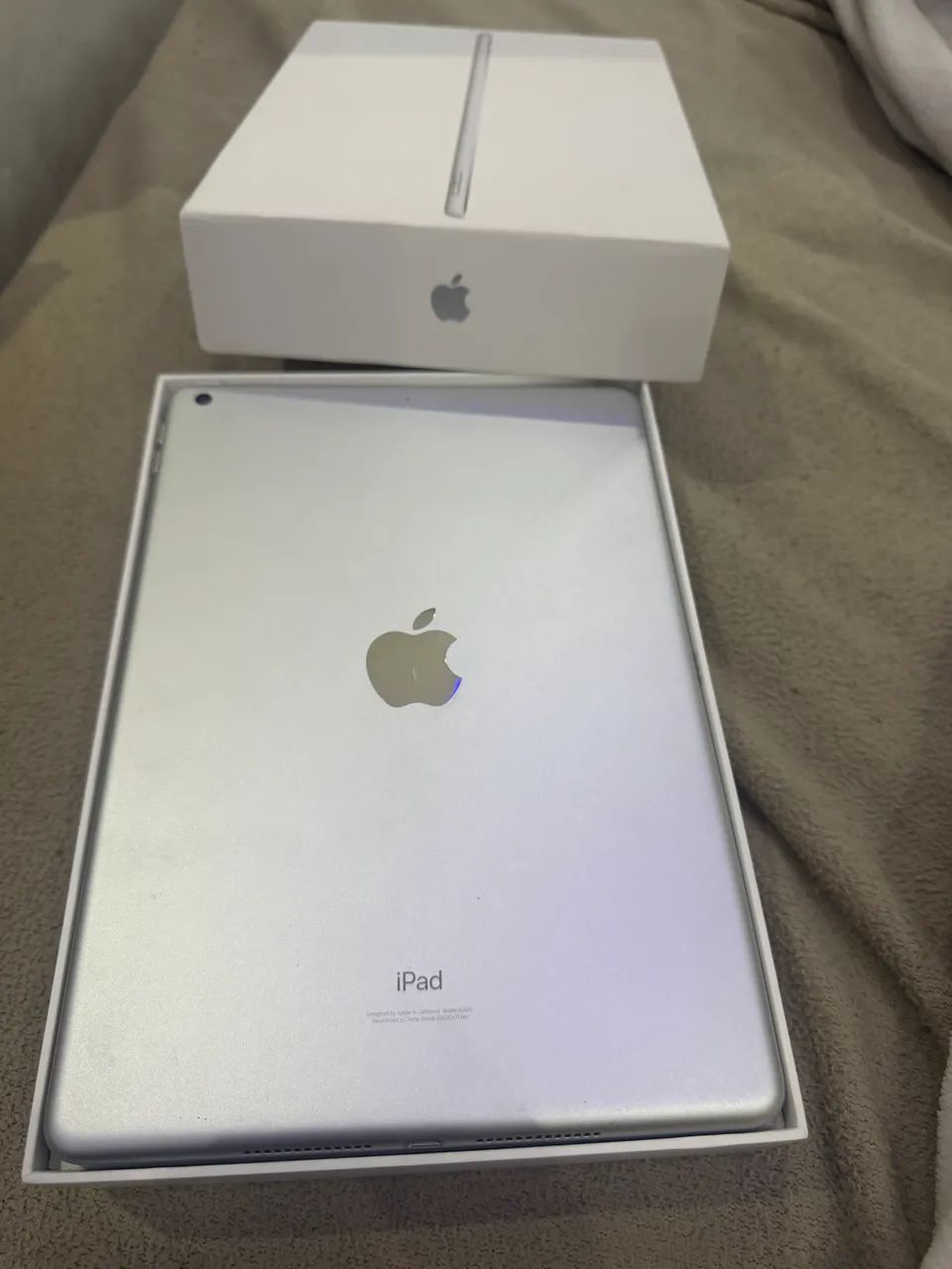 iPad 9ª Geração 64GB Wi-Fi NOVO + Nota/Original Apple + - Tablets