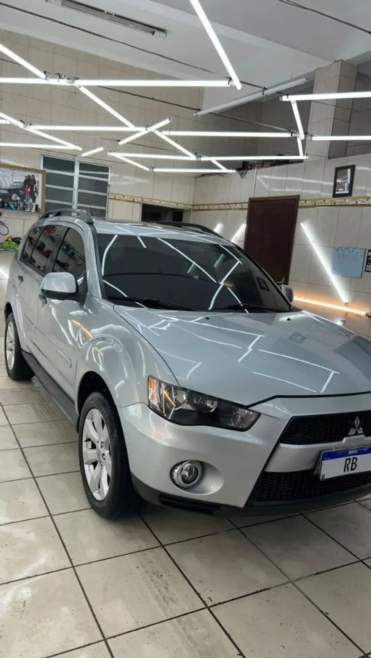 Mitsubishi Outlander 2.0 16V 160CV AUT. 2013