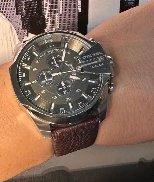 Relógio Diesel DZ4268 Mega Chief Original - Cronógrafo 51 mm - Pulseira em Couro