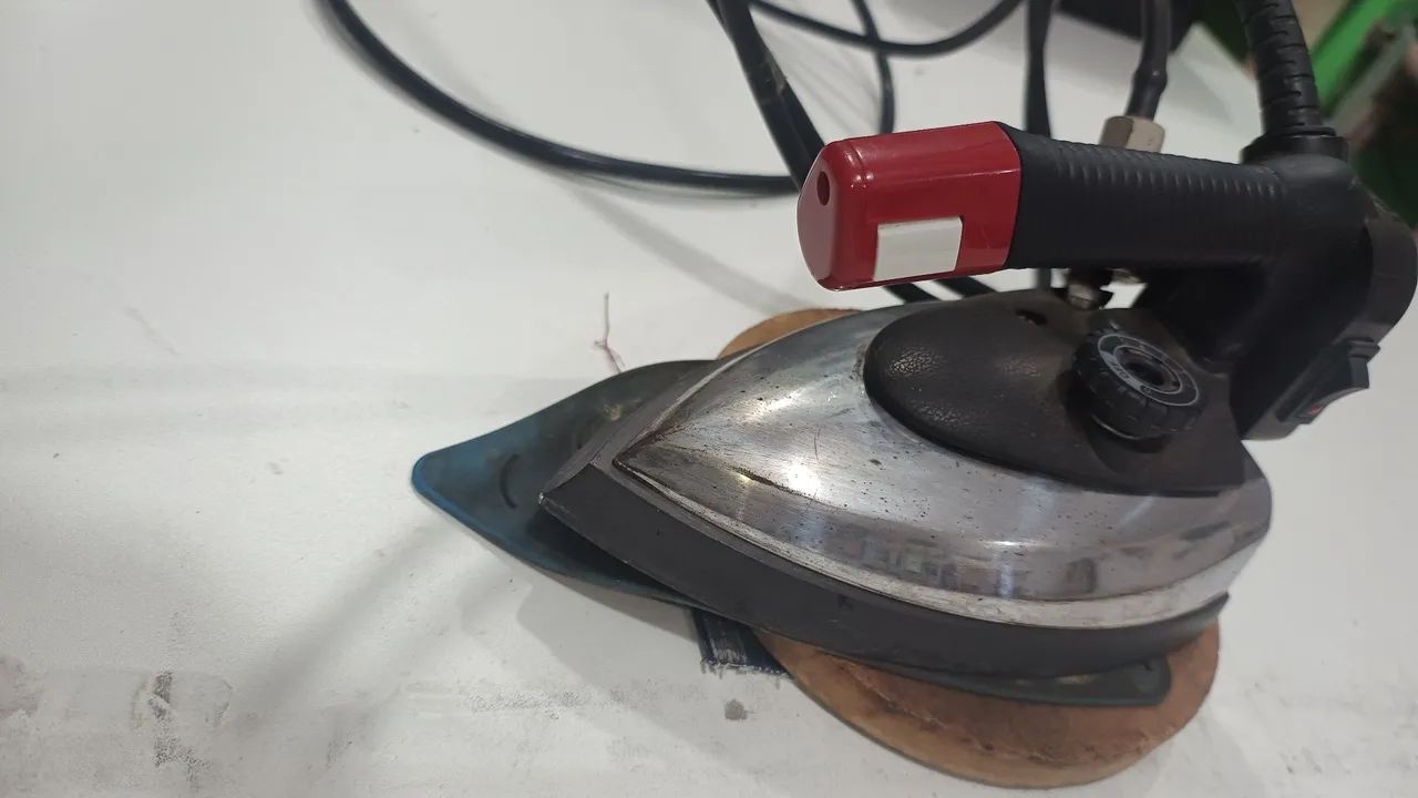 Vendo ferro de passar  - Foto 5