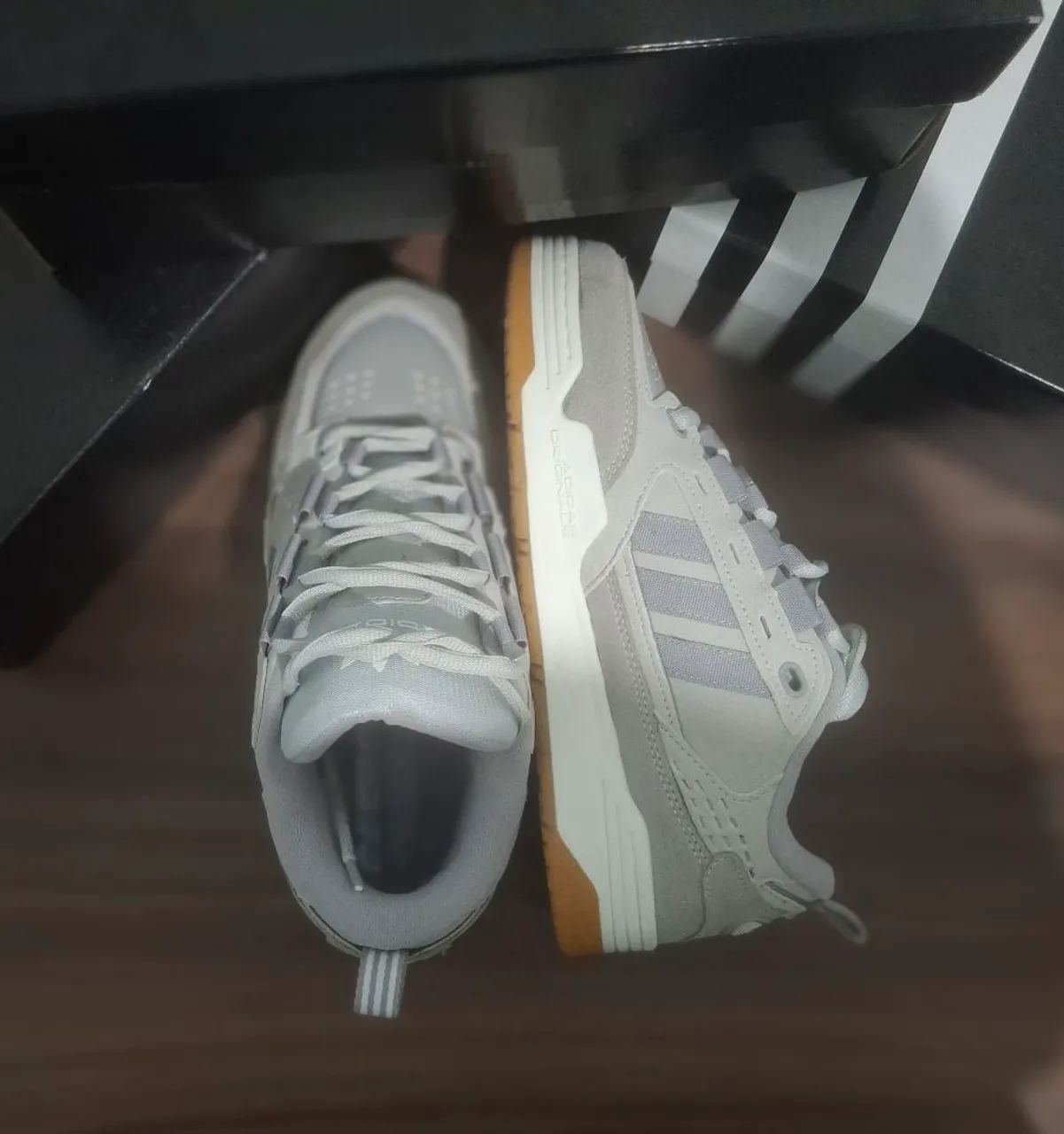 Tênis ADI 2000 Cinza e Caramelo - Adidas - Foto 3