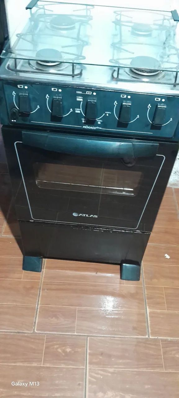Fogão  4 bocas, Atlas, preto, elétrico. Todo revisado