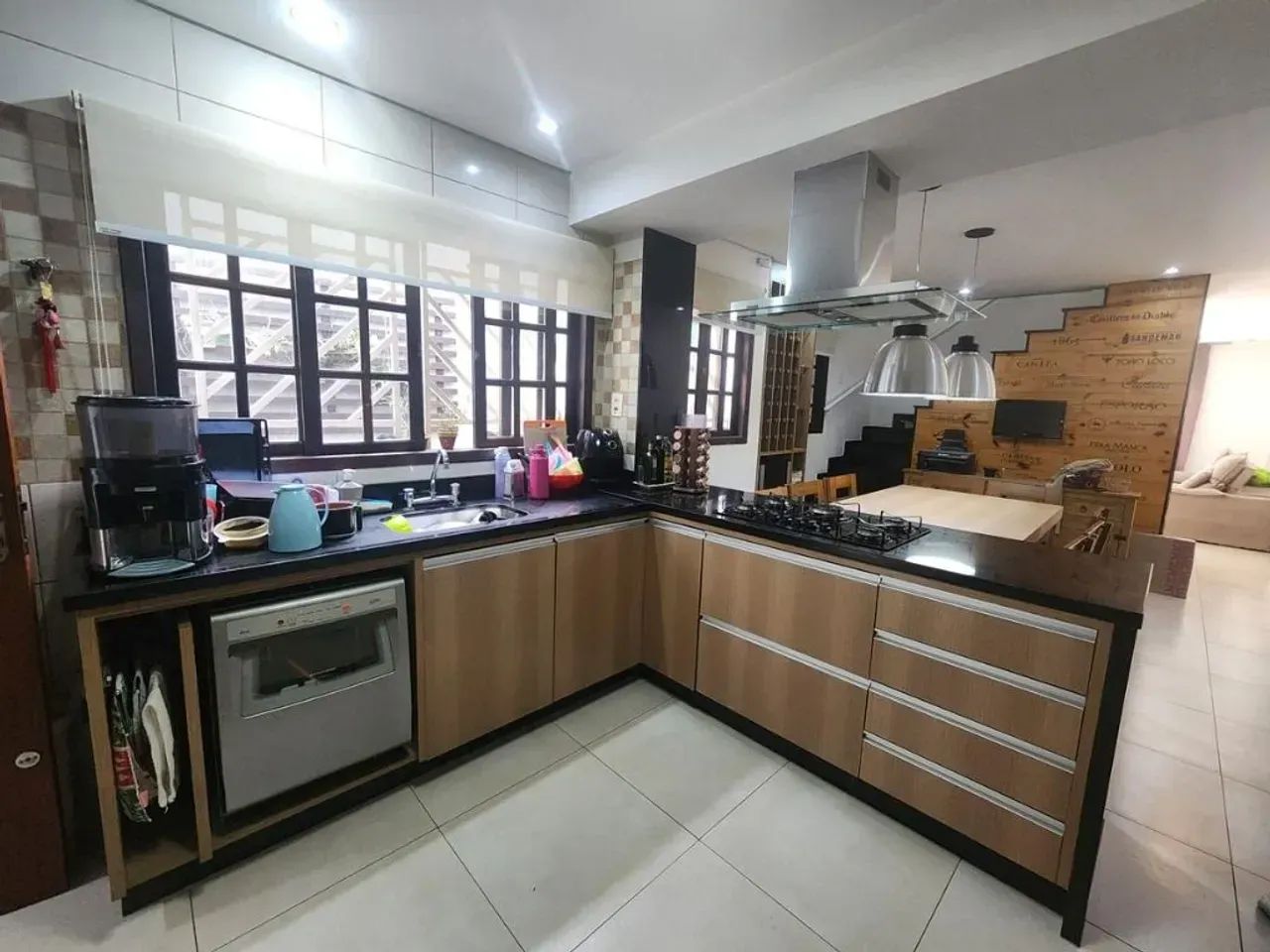 Casa para venda com 190 metros quadrados com 3 quartos - Foto 3