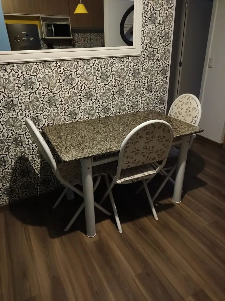 Mesa de Jantar 4 Cadeiras Retangular Aço Tampo Granito - Foto 2
