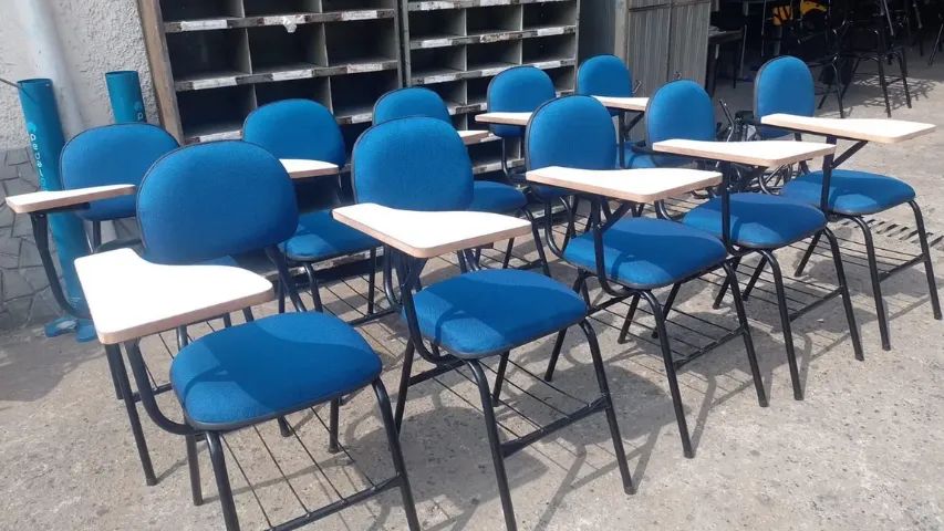 Cadeira Universitária Estofada  - Foto 3