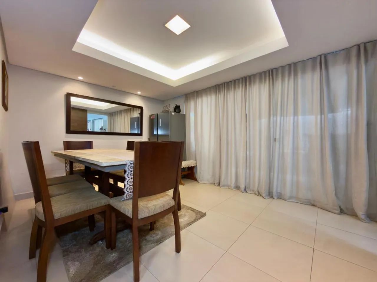 Casa à venda em Maringá, Jardim Imperial II, com 4 quartos, com 249.58 m² - Foto 5