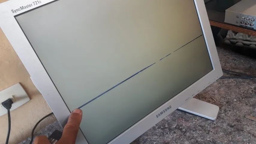 Monitor lcd sansung reutilizar peças aproveite - Foto 4