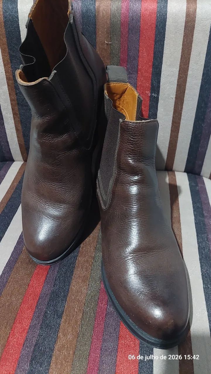 Bota feminina de Couro Farm Café - Veterano