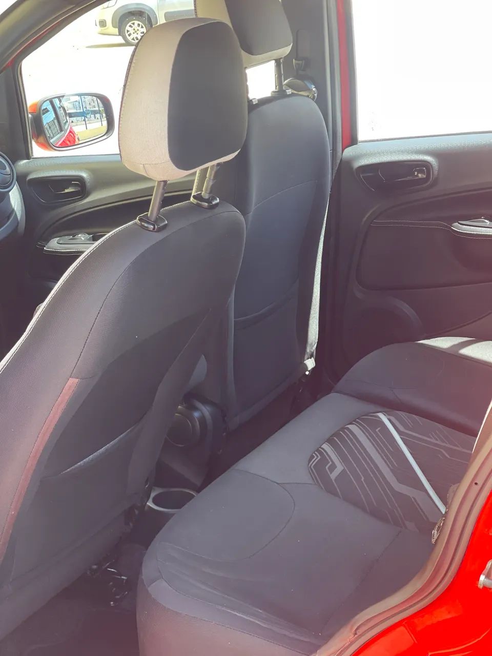 Fiat Uno Sporting Dualogic 1.4 EVO Flex 8V 4P 2016 - Foto 5