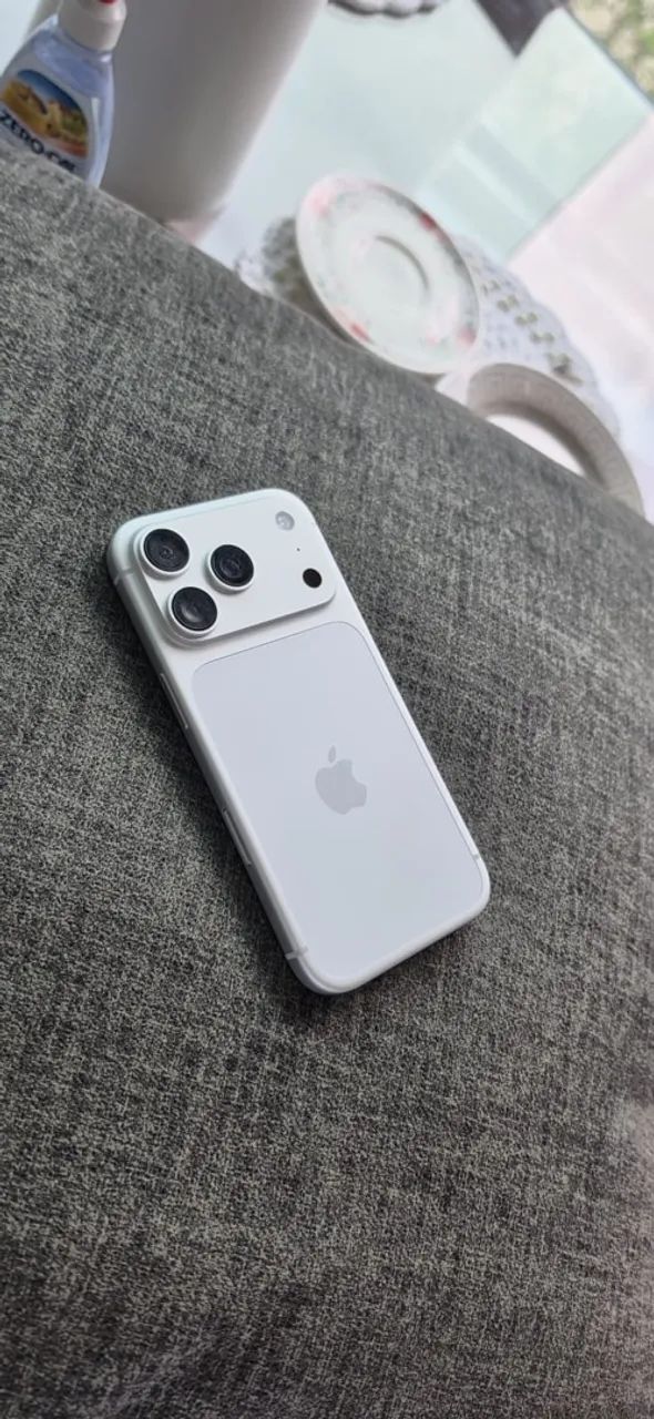 Iphone 17 Pro 256G - Foto 2