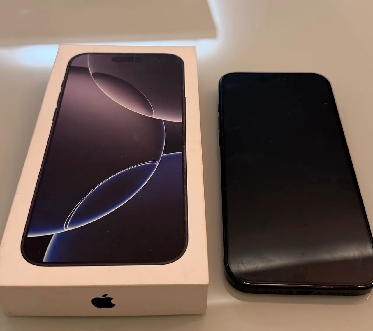 iPhone 16 pro max 256g semi novo