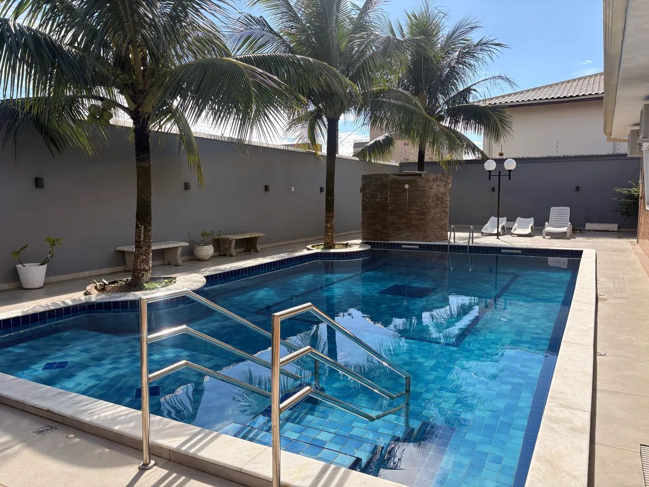 Linda casa com piscina em Peruíbe  - Foto 2
