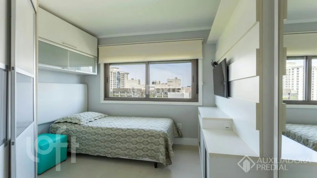 Apartamento à venda Rua Primeiro de Janeiro, Três Figueiras - Porto Alegre - Foto 4