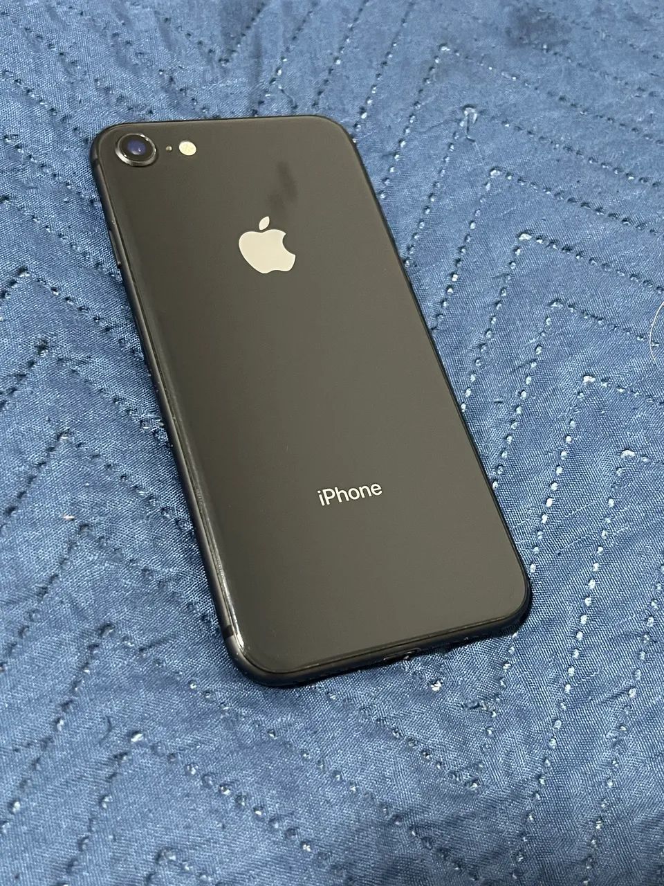 iPhone 8