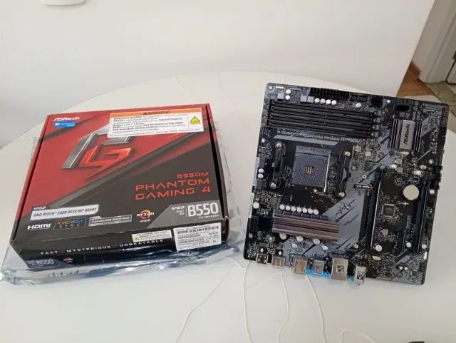 PLACA-MÃE ASROCK B550 PHANTOM GAMING 4 - AM4 - NOVA + GARANTIA +