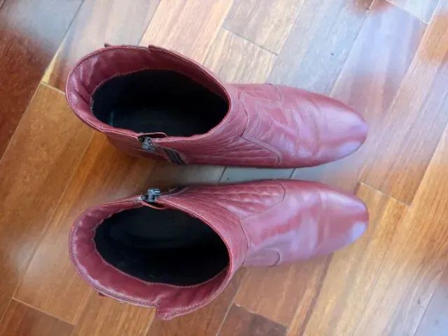 Bota de Couro Vermelha - Foto 4