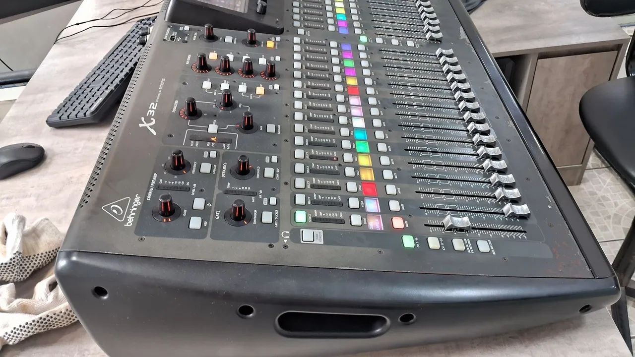 X32 beringer - Foto 2