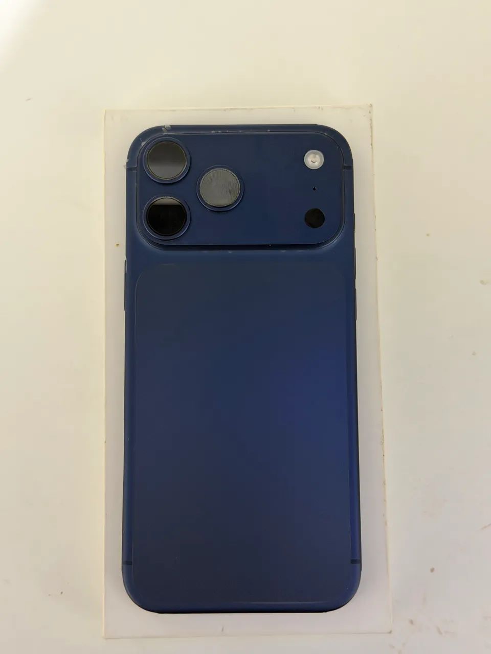 iPhone 17 pro Max com caixa e nota  - Foto 4
