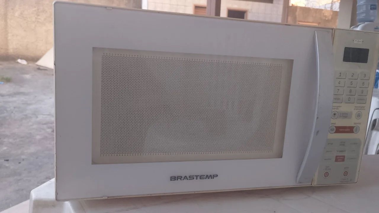 Microondas Brastemp grande