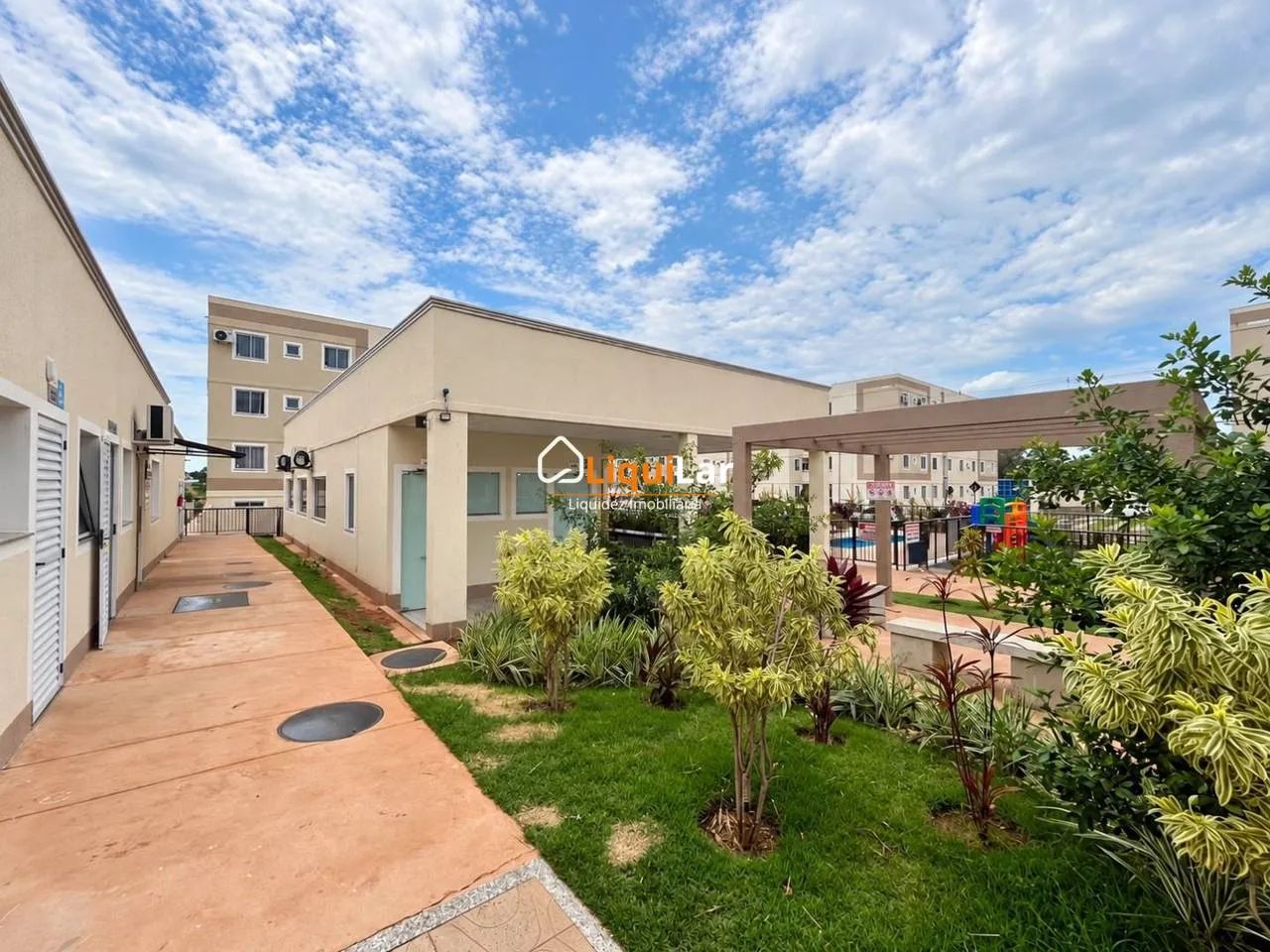 Apartamento com sacada Cel Antonino - Foto 3