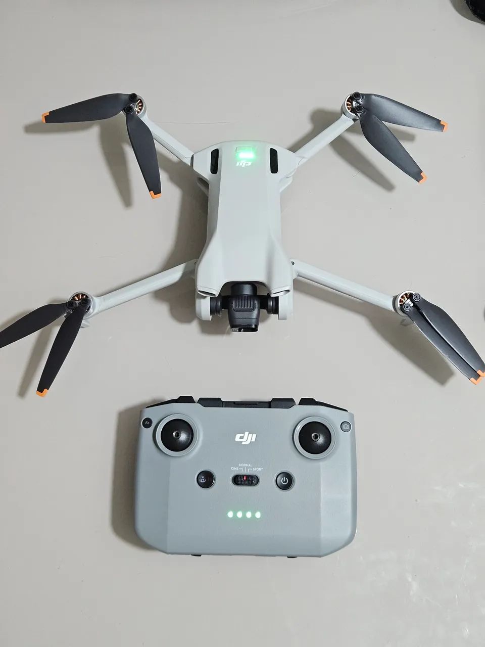 Drone DJI Mini 3 4k +acessórios + nota fiscal  - Foto 4