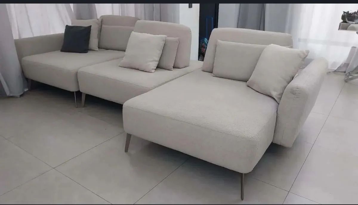 Sofá Modular de Alto Padrão com Chaise (3,44m) - Design Sofisticado - Foto 2
