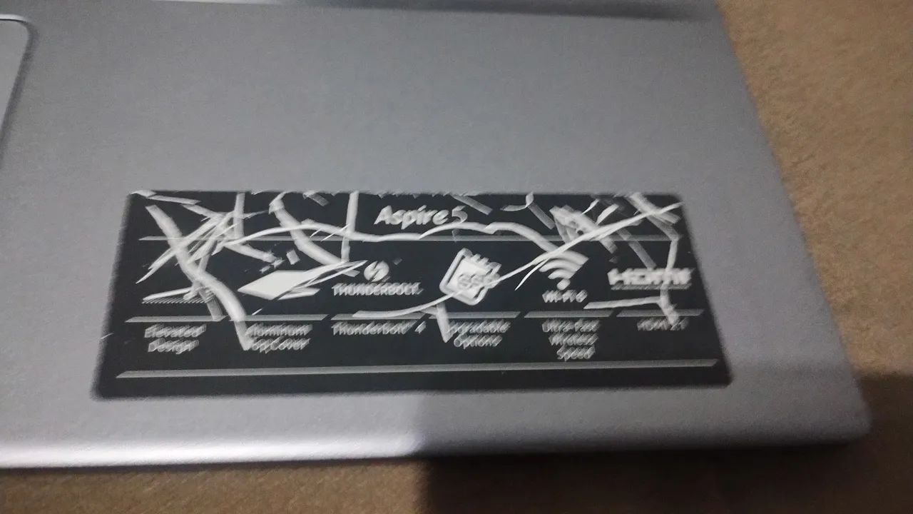 Notebook Acer i5  - Foto 4