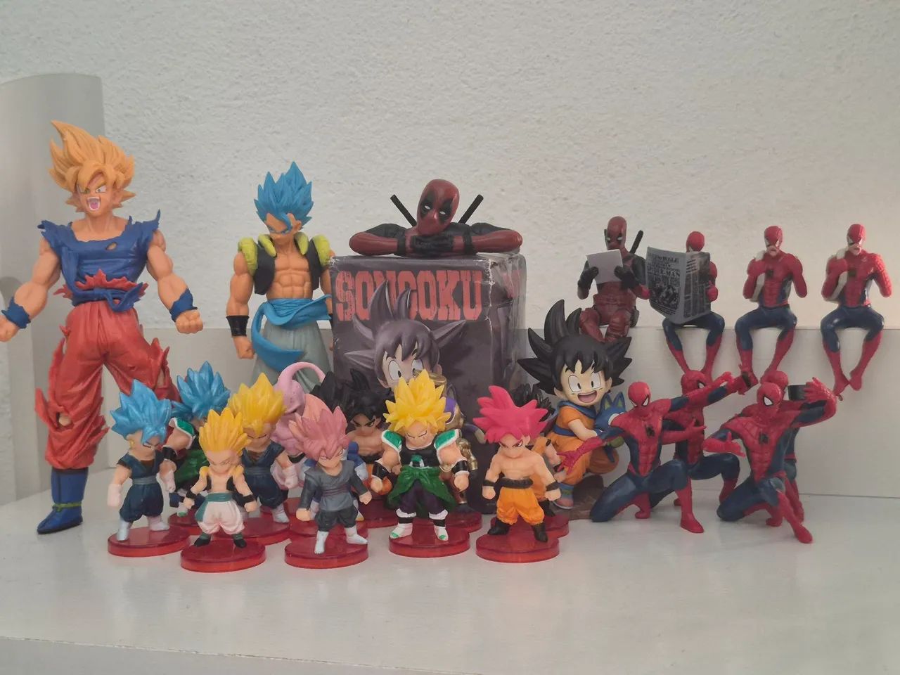 Action Figures a Venda