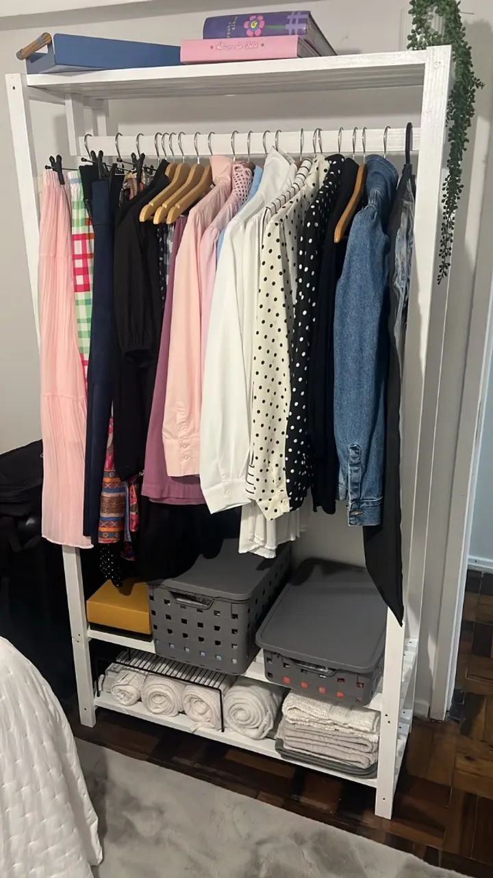 Arara cabideiro guarda roupas e Estante - Foto 3