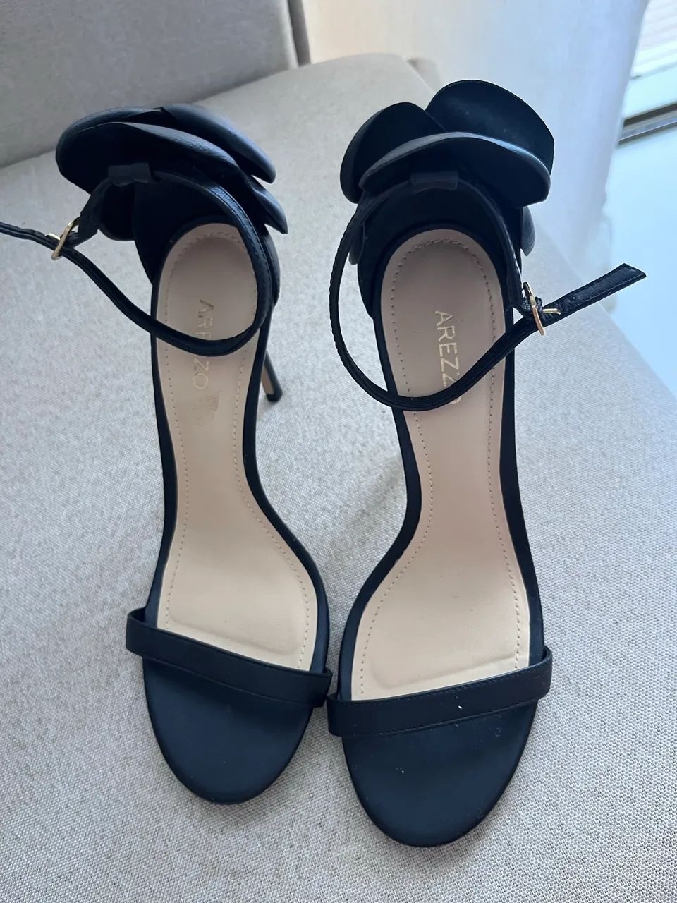 Sandália Arezzo TAM 36 - Foto 2