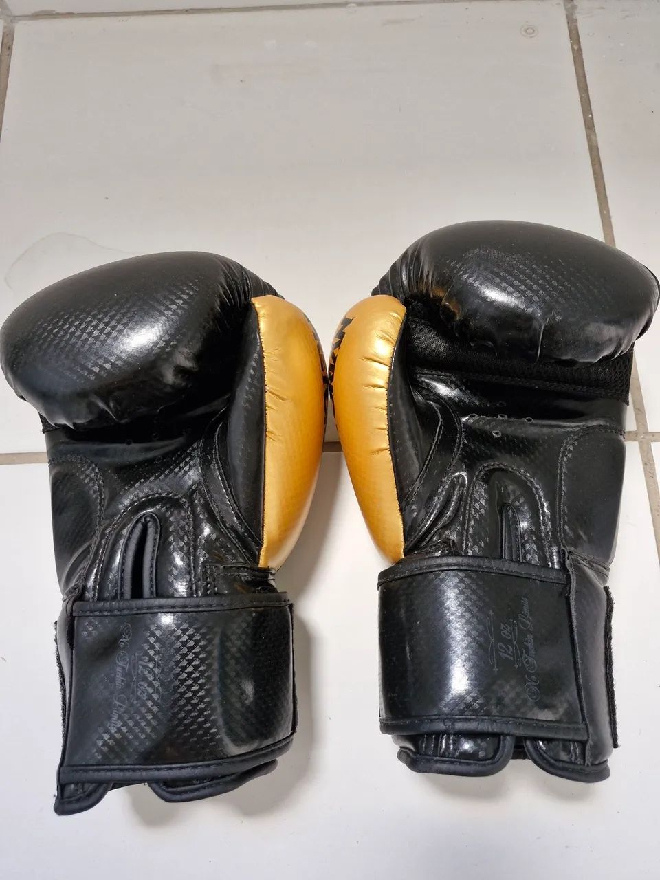 Luvas de boxe / Muay Thay pretoria 12 oz - Foto 2