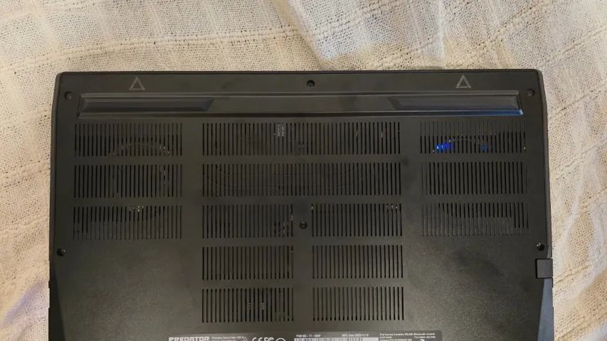 Predator Helios Neo 16S AI RTX 5070 Ti OLED 240Hz Ultra 9 32GB 2TB - Foto 3