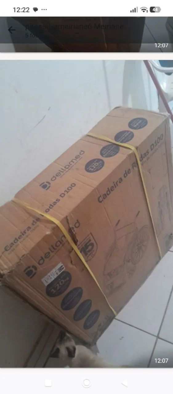 Vendo uma cadeira de rodas nova na caixa 