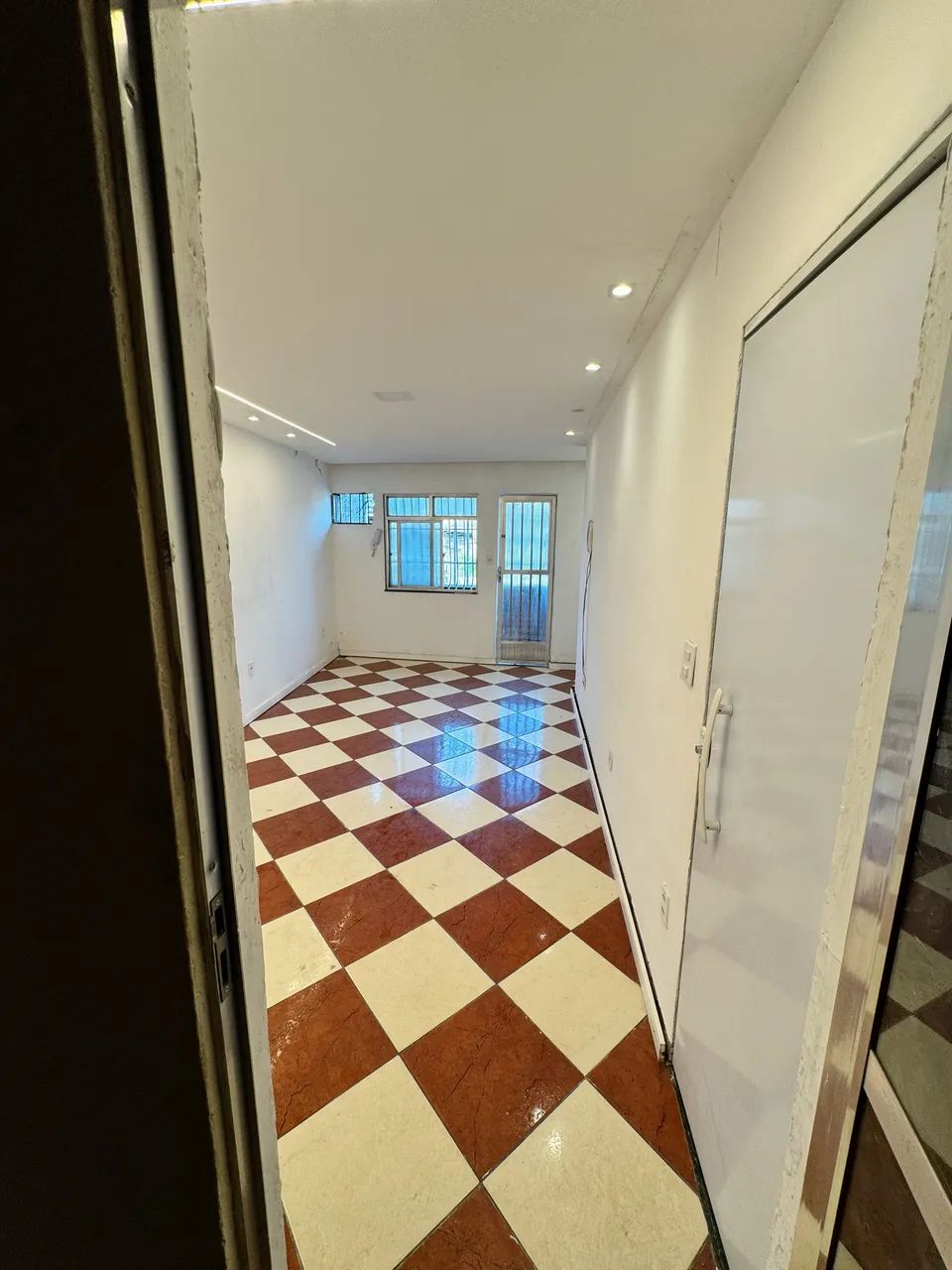 ALUGO SALA COMERCIAL EM ROCHA MIRANDA  - Foto 5