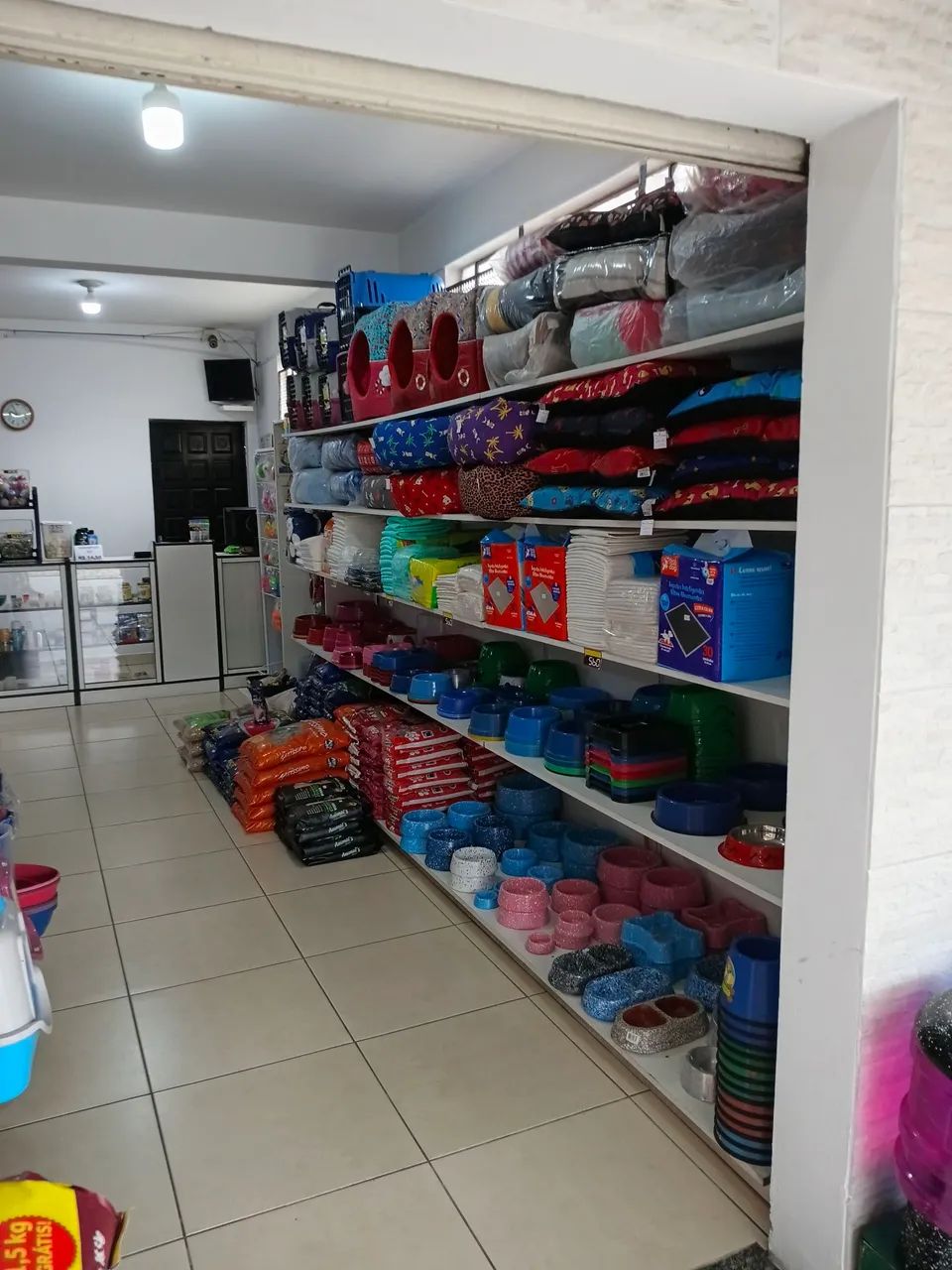Pet shop com clientela fixa, com excelente localização, fácil estacionamento  - Foto 3