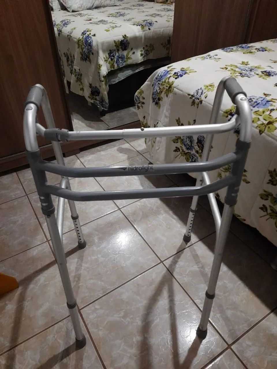PRODUTO ORTOPÉDICO 