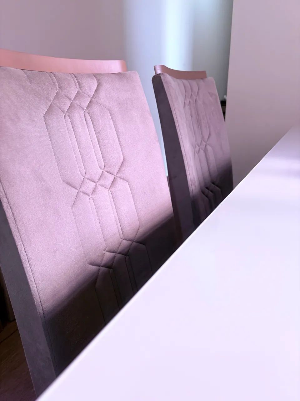 Sala de jantar com 6 cadeiras tudo impecável  - Foto 5