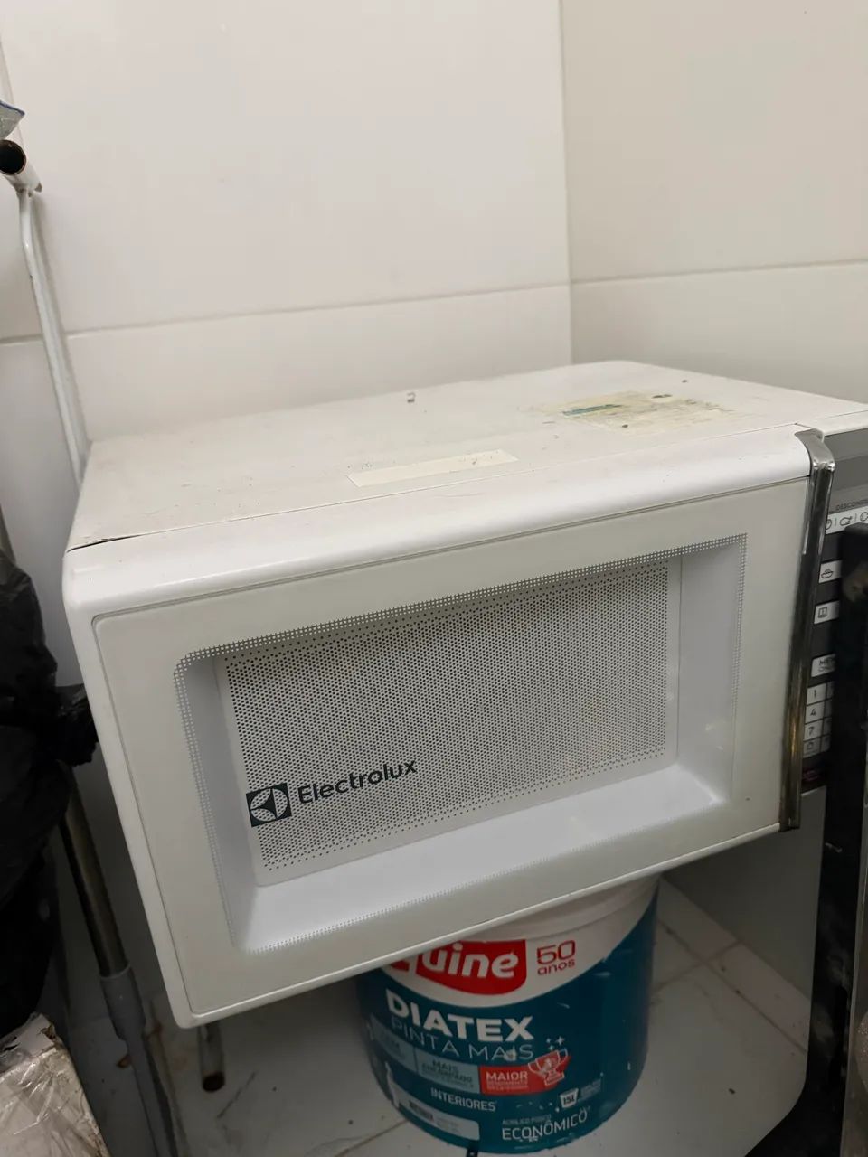 Microondas para aproveitamento de peças 
