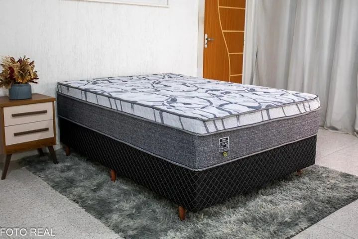 Cama Box Casal Completa com Colchão + Box Suede Cinza