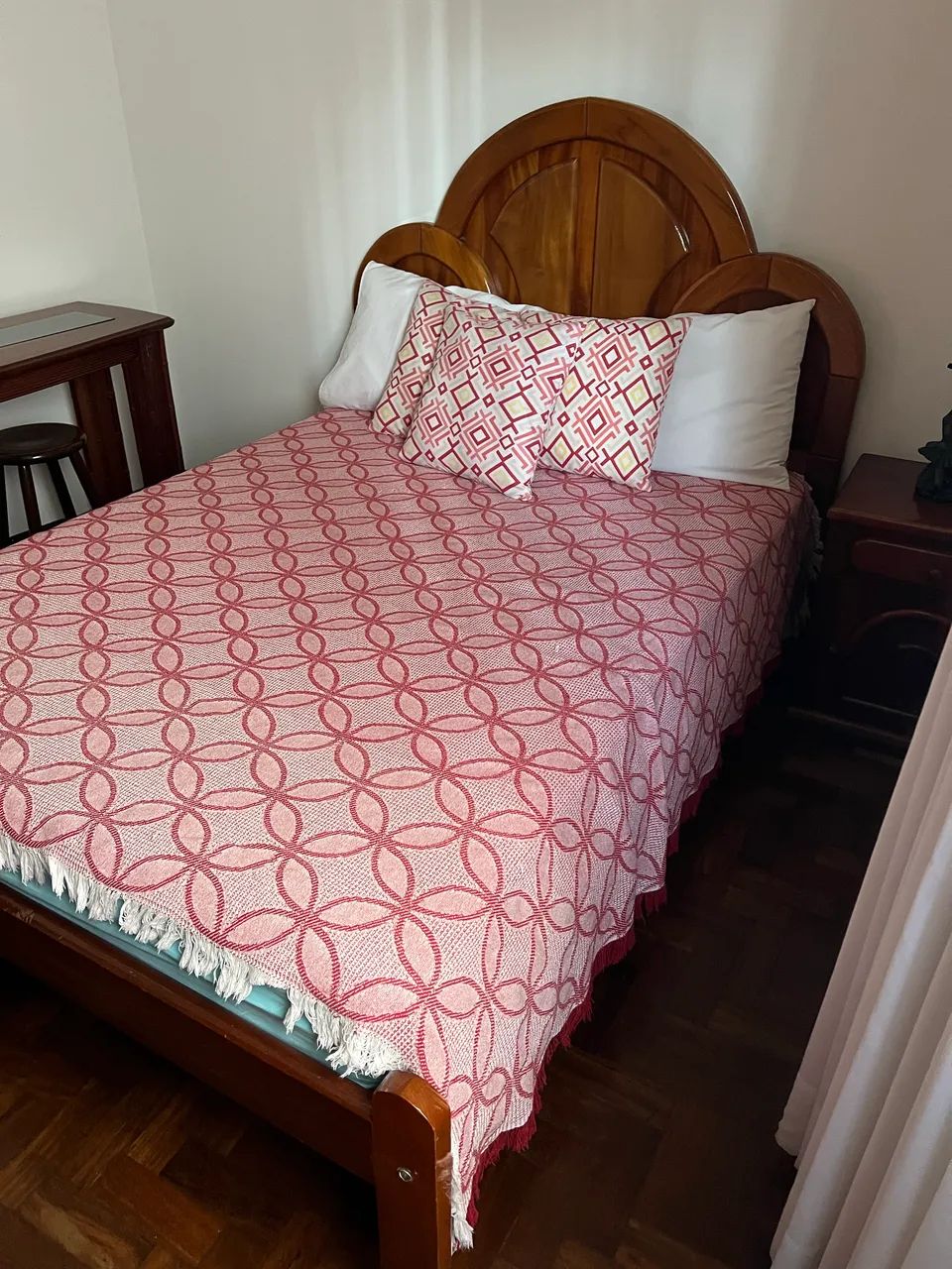 Cama de casal com colchao box 