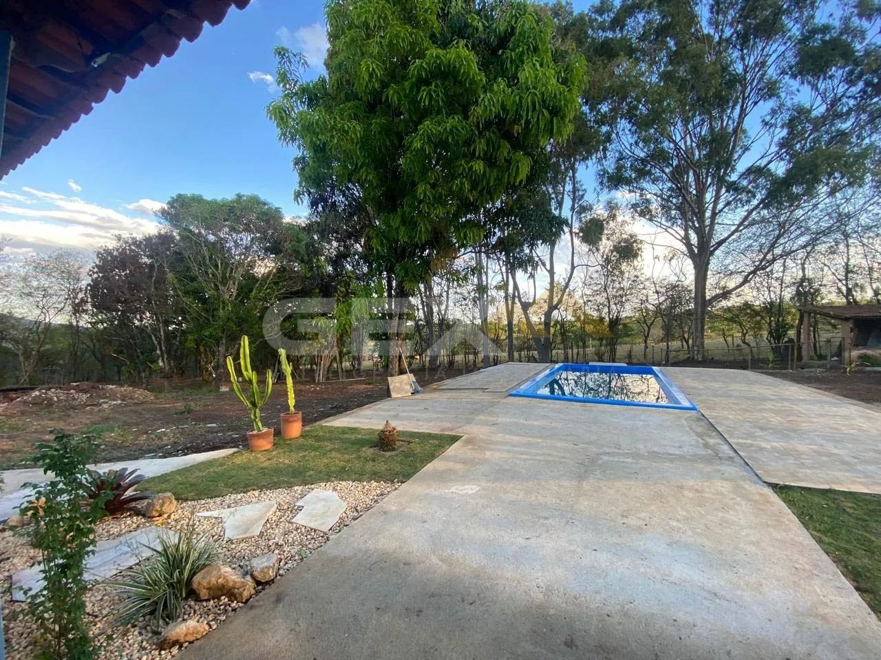 Chácara à Venda com 03 Quartos e 3.000 m² em Divinópolis MG. - Foto 2