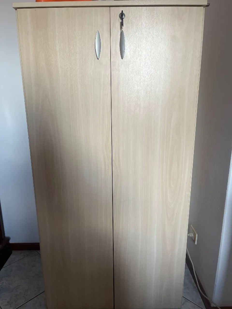Armário duas portas